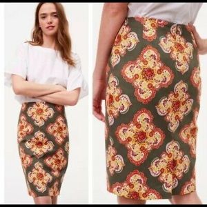 Loft 00 Curvy Medallion Pencil Skirt, Olive green